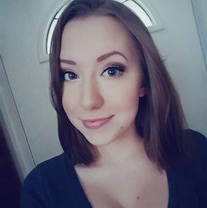 Meet your Posher, Bianca